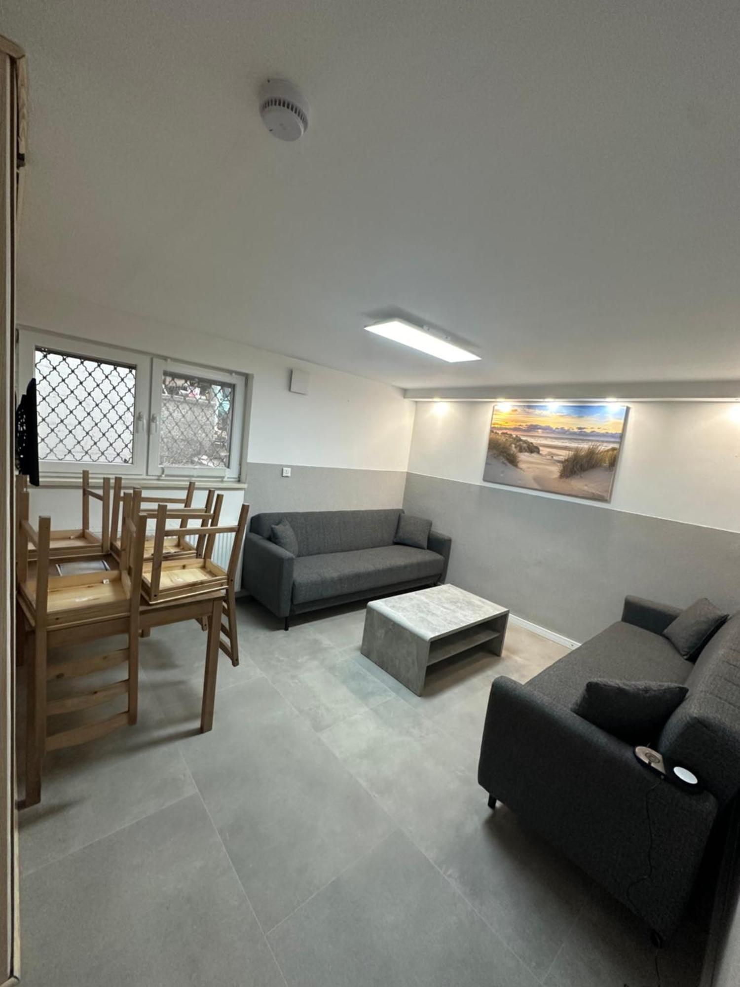 Charmante 2 Zimmer Souterrain Hannover Ngoại thất bức ảnh